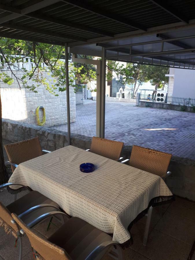 Guesthouse Mario&Marina Makarska Exteriör bild